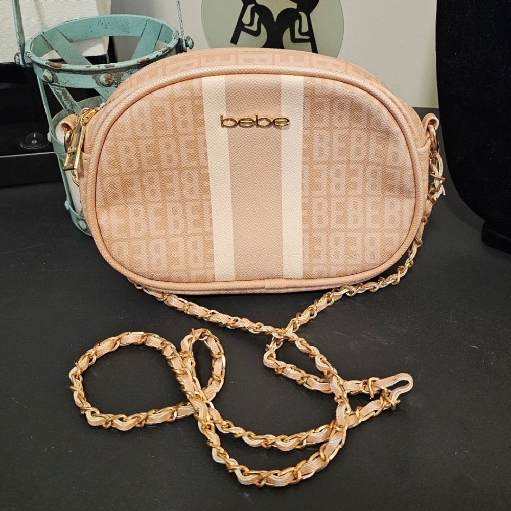 Bebe crossbody purse (Blush color)